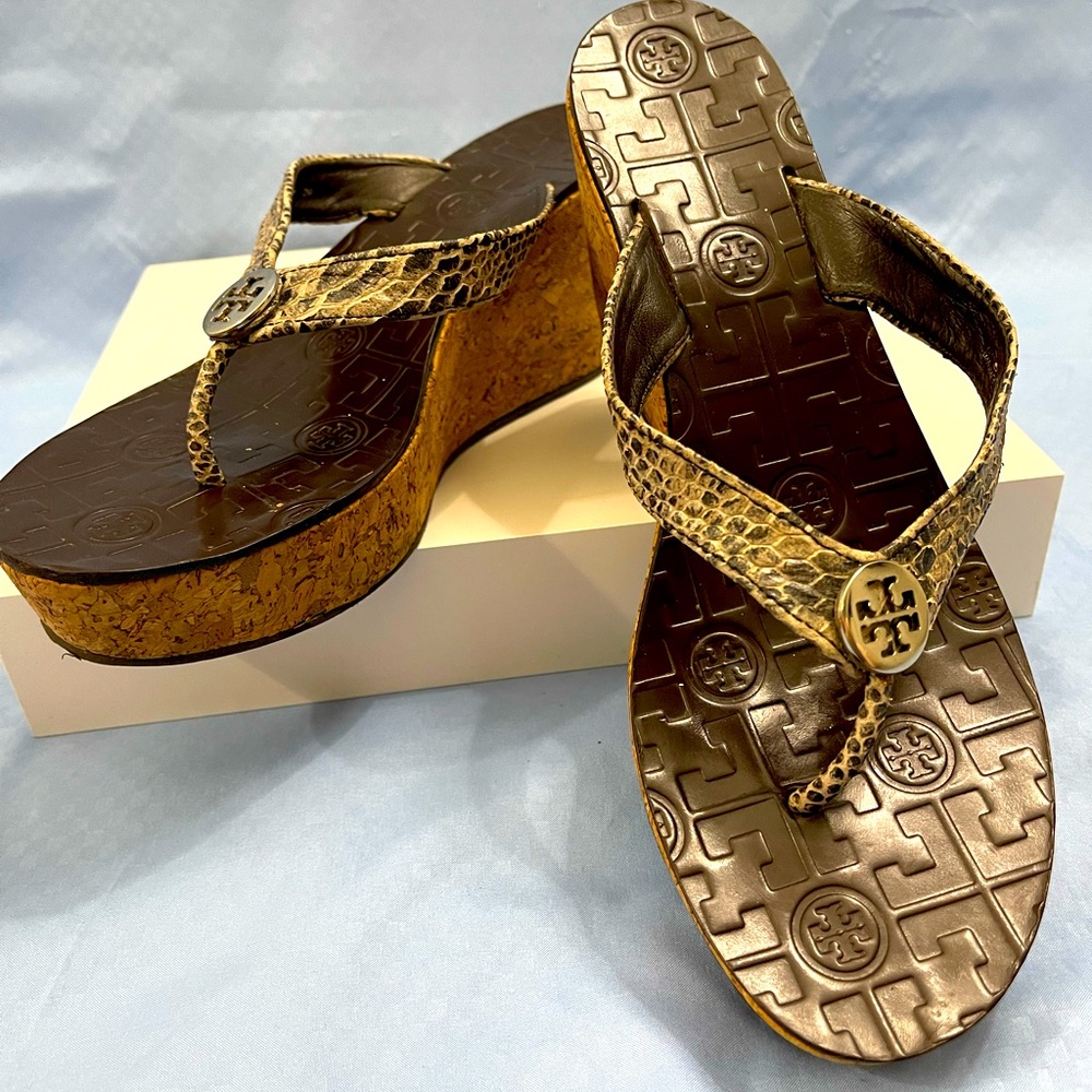 Tory Burch Platforms. Beautiful and gently used